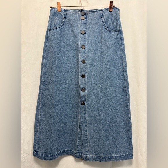 So Me Dresses & Skirts - So Me Blue Denim Button-Front Midi Skirt 0113